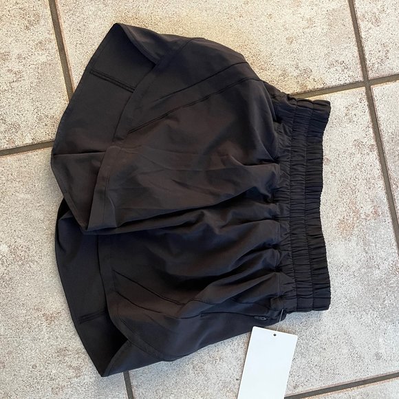 Lululemon track that short - Picture 1 of 4